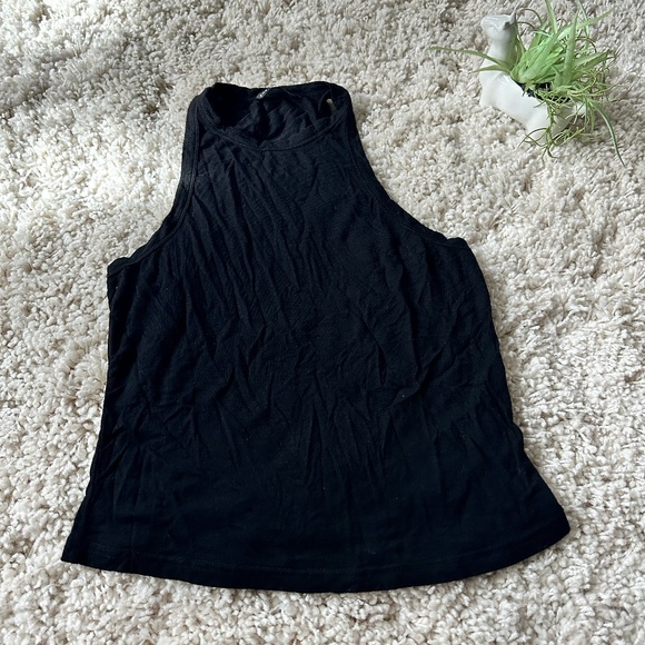 Simple casual Shein black high rise collared street wife beater like cro… - Picture 1 of 4